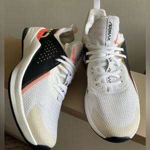 Woman’s Nike Air Max Bella TR3